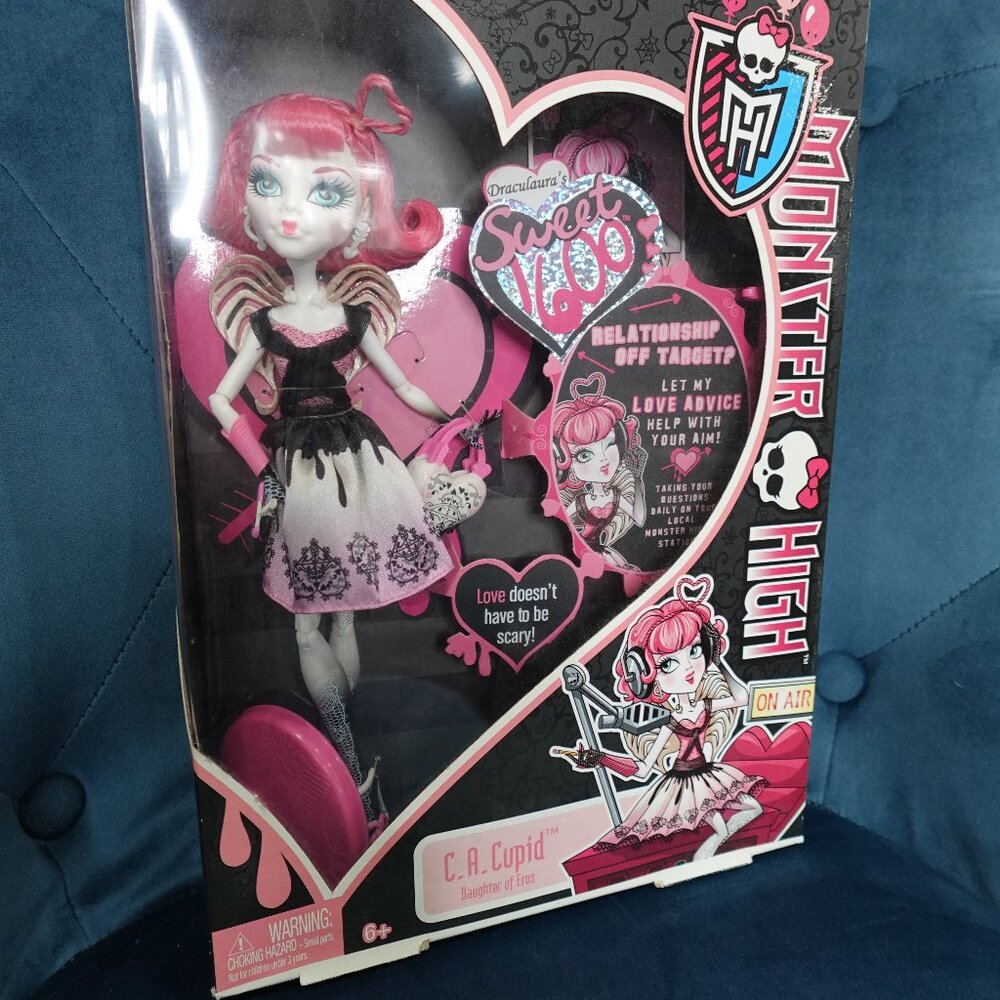 MONSTER HIGH DOLL C.A. CUPID SWEET 1600 First Wave 2011 Walmart Exclusive NIB